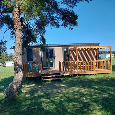 Domaine Du Bel Air פארק נופש בר-סור-סיין