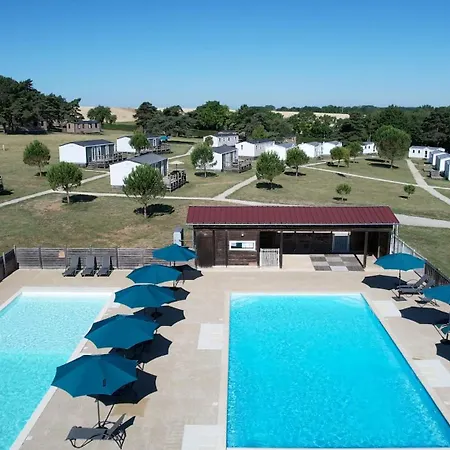 Domaine Du Bel Air Holiday park Bar-sur-Seine