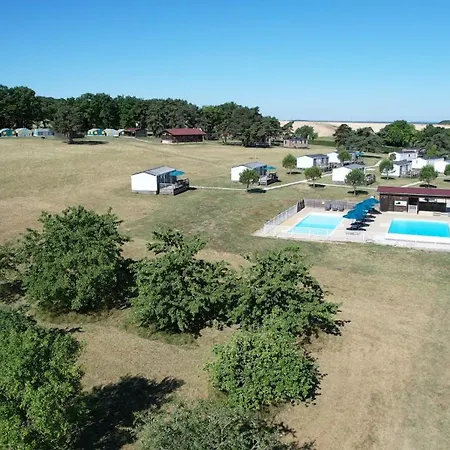 Domaine Du Bel Air Holiday park Bar-sur-Seine